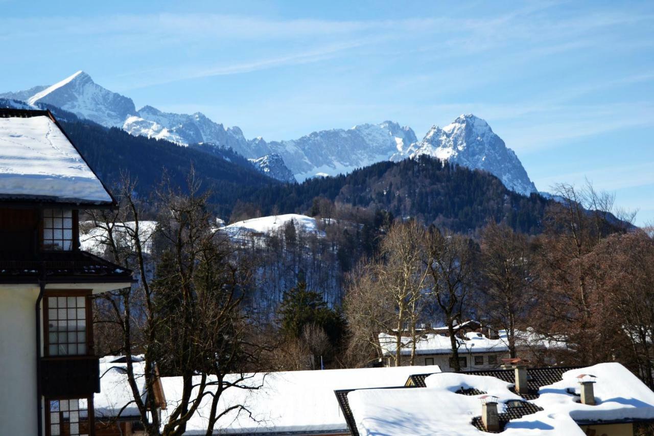 Gaestehaus Am Riedweg Garmisch-Partenkirchen Exterior foto
